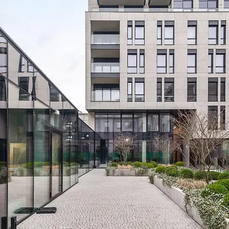 Comfort 10 Lutego * 格丁尼亚